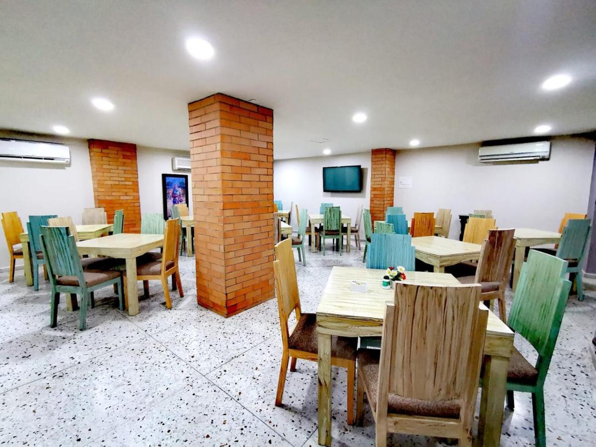 Hotel Torre Del Prado Barranquilla  Exteriör bild