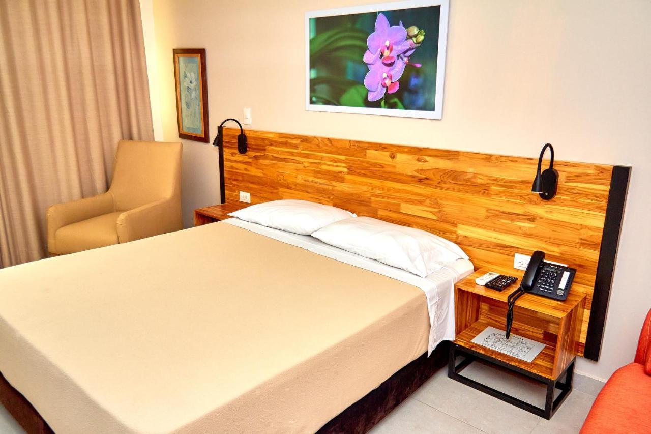 Hotel Torre Del Prado Barranquilla  Exteriör bild