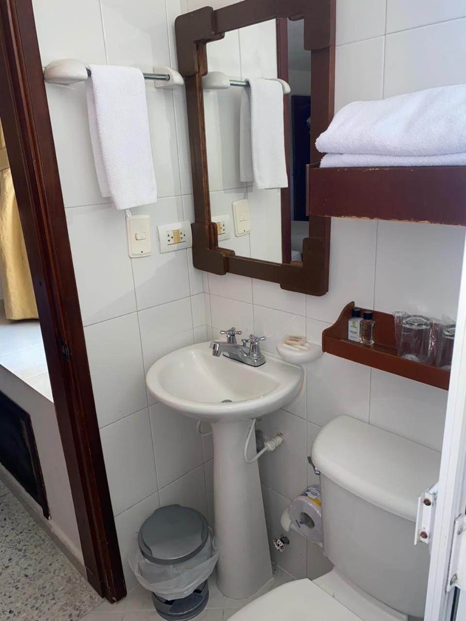 Hotel Torre Del Prado Barranquilla  Exteriör bild